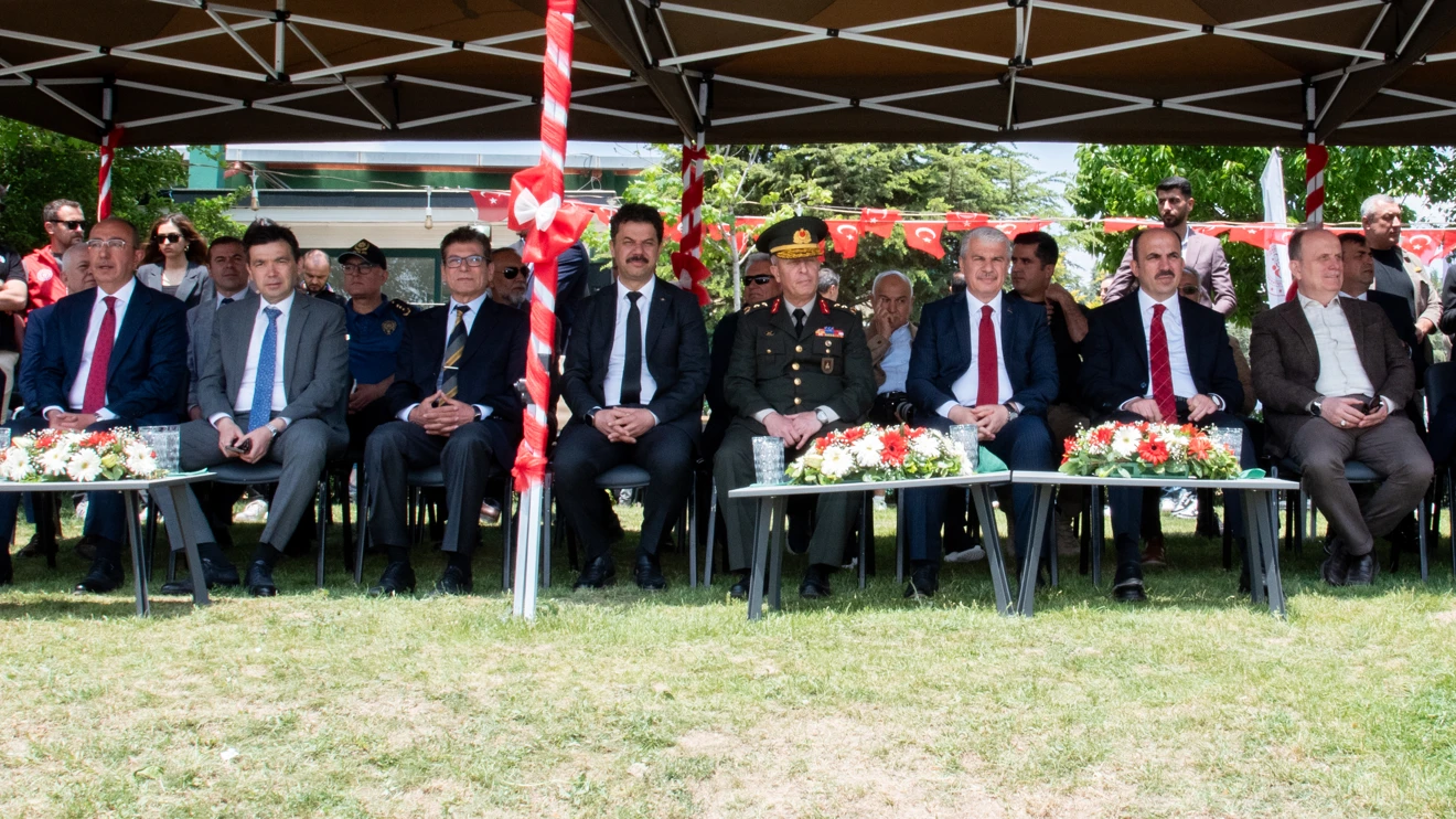 SÜHOT gösterileri, 19 Mayıs kutlamalarına damga vurdu
